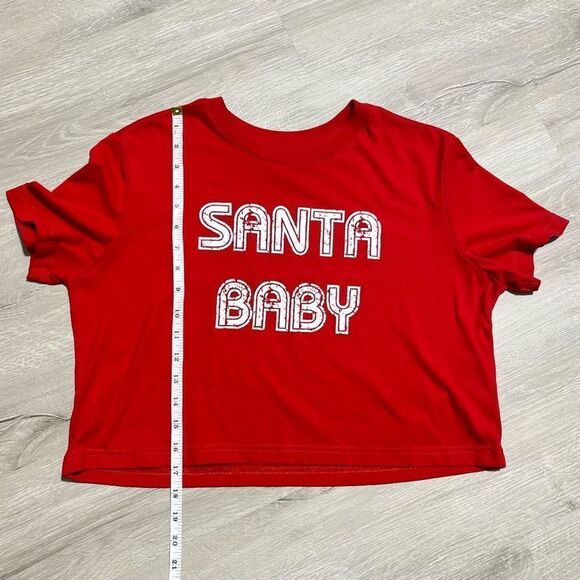 Colsie Santa Baby Crop Tee Size Medium Women’s - Picture 6 of 8